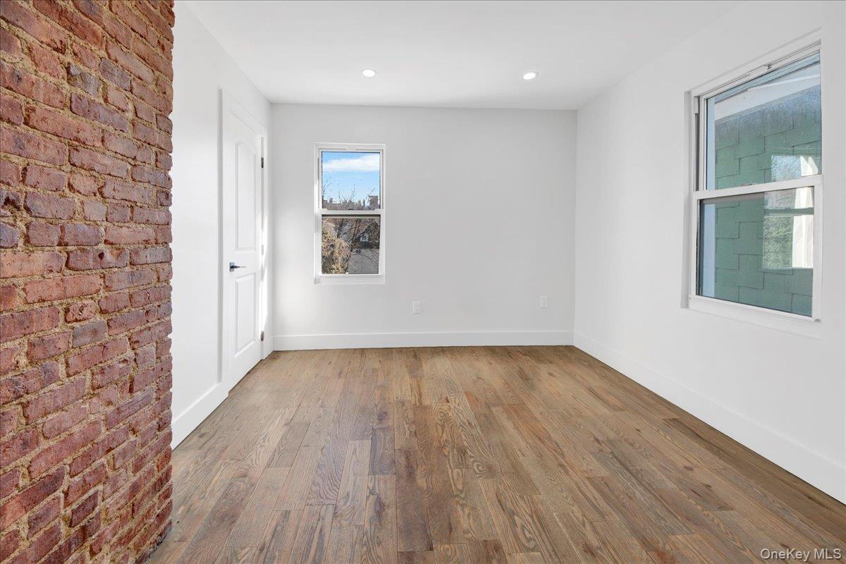 #15 photo, 37 S 8th Avenue, Mount Vernon , NY 10550