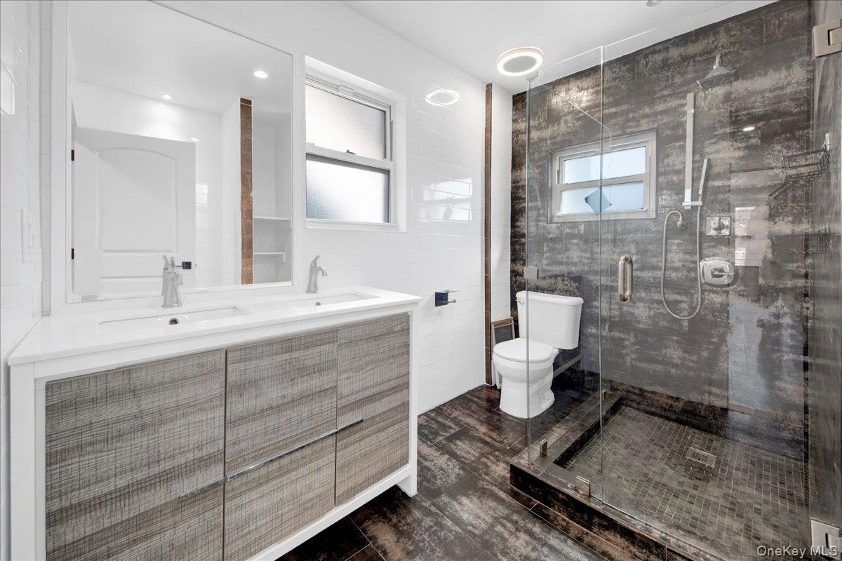 #9 photo, 37 S 8th Avenue, Mount Vernon , NY 10550