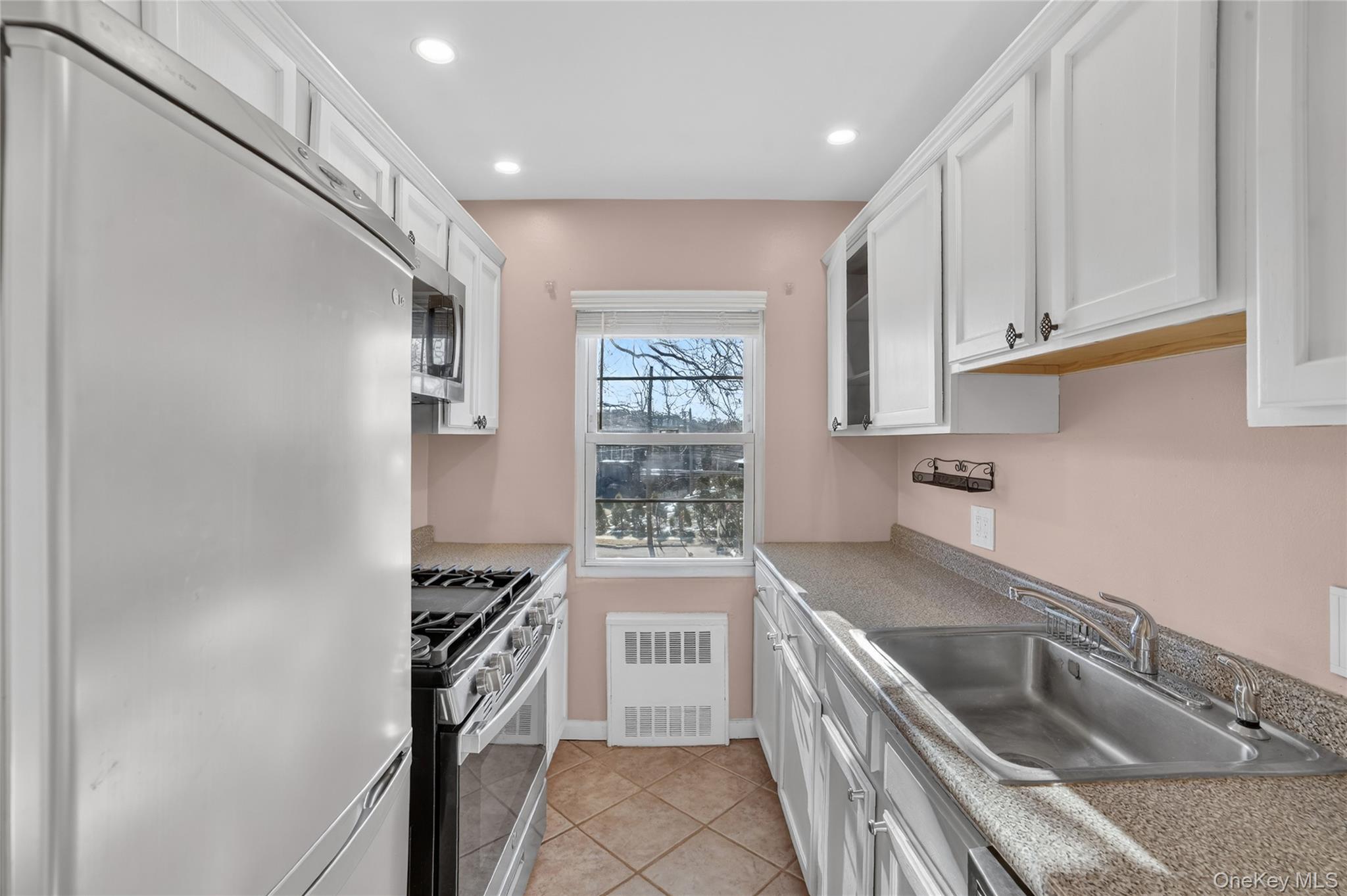 #15 photo, 2 South Road, Harrison , NY 10528