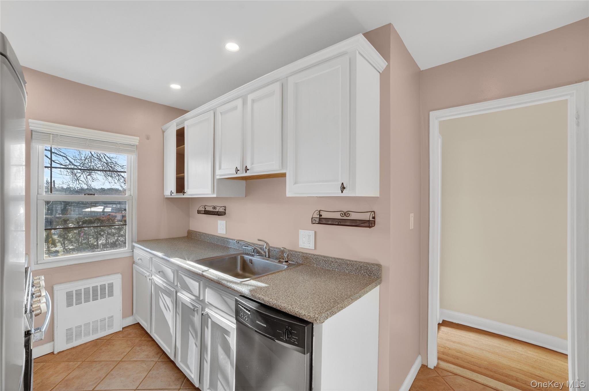 #17 photo, 2 South Road, Harrison , NY 10528