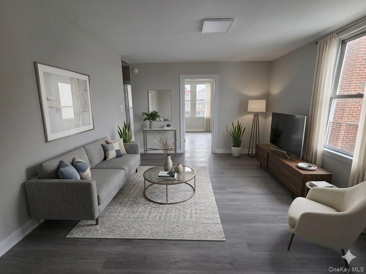 #5 photo, 932 E 215TH ST, برونكس Bronx , NY 10469