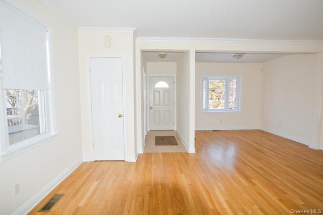 #2 photo, 26 Saint Pauls Place, 紐約州 New Rochelle , NY 10801