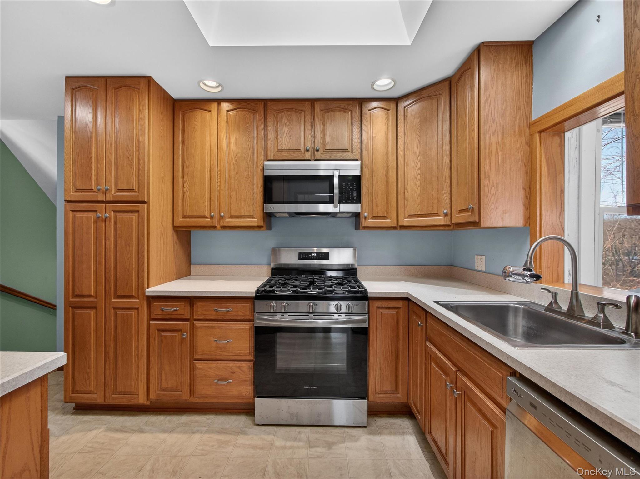 #11 photo, 7 Greenway, Sloatsburg , NY 10974