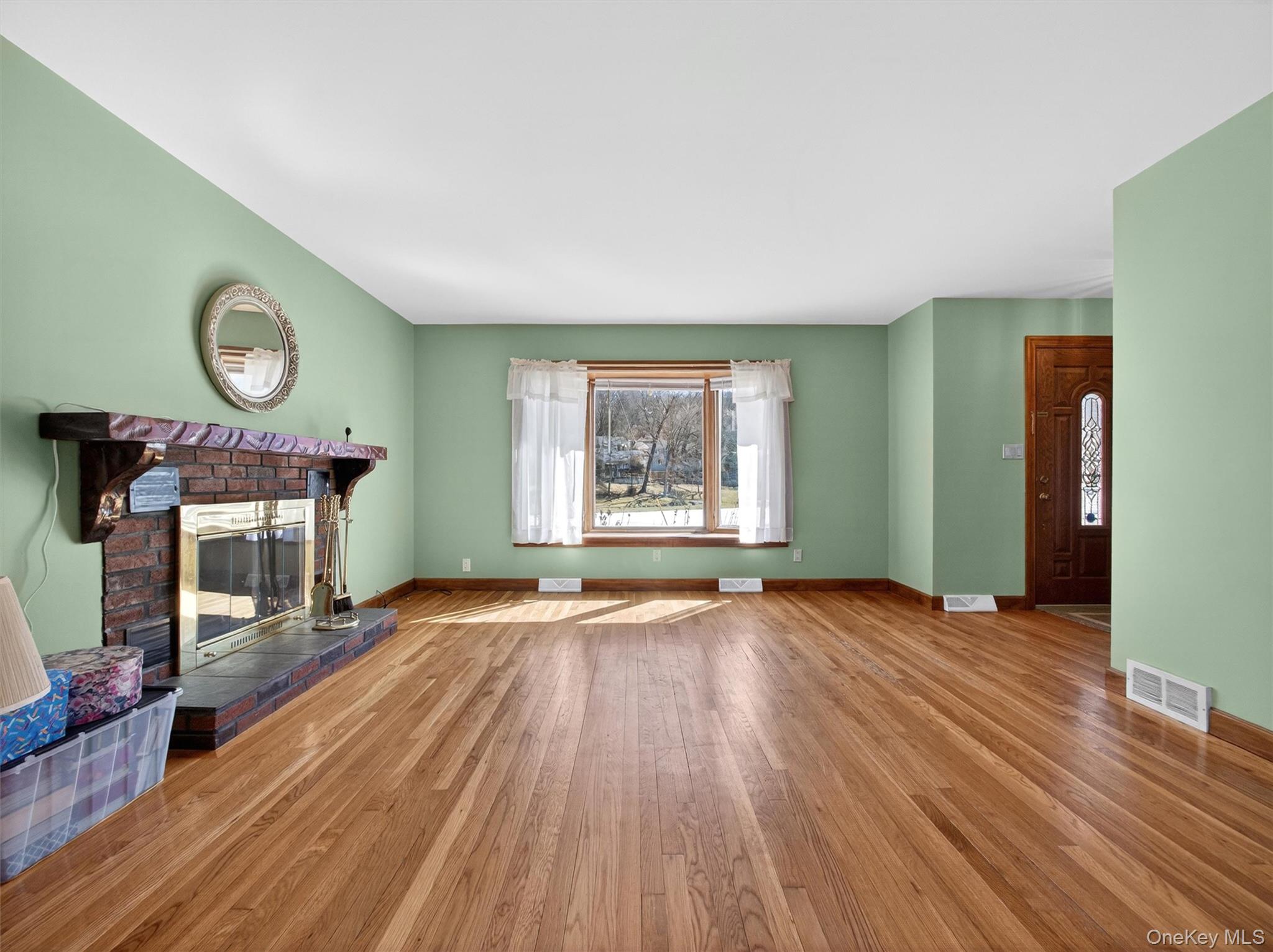 #16 photo, 7 Greenway, Sloatsburg , NY 10974