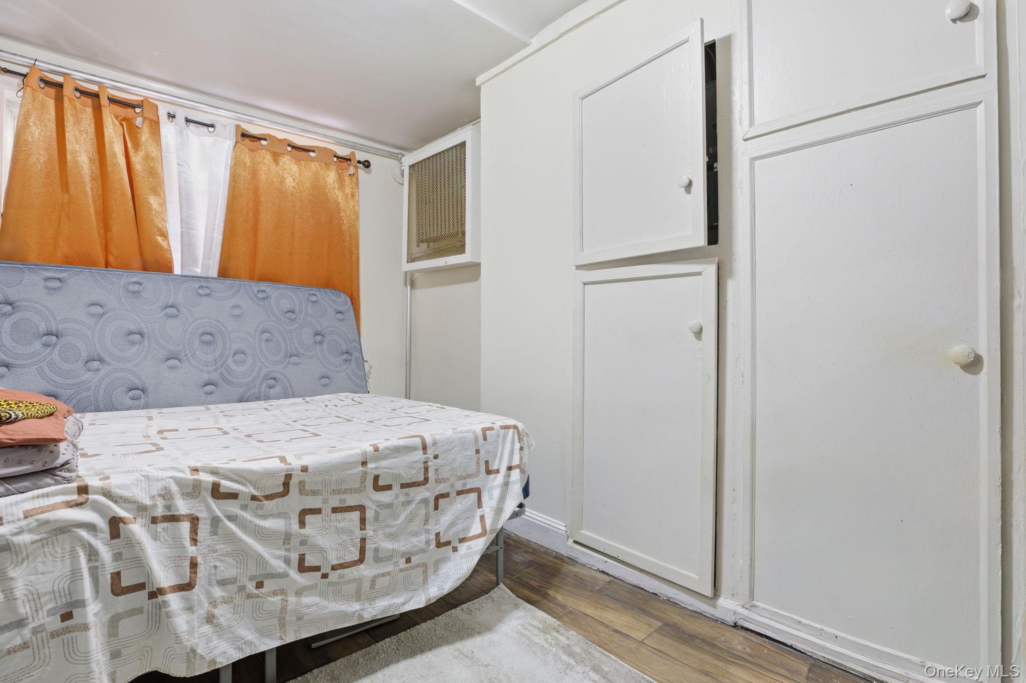 #17 photo, 2530 Bronxwood Avenue, Bronx , NY 10469