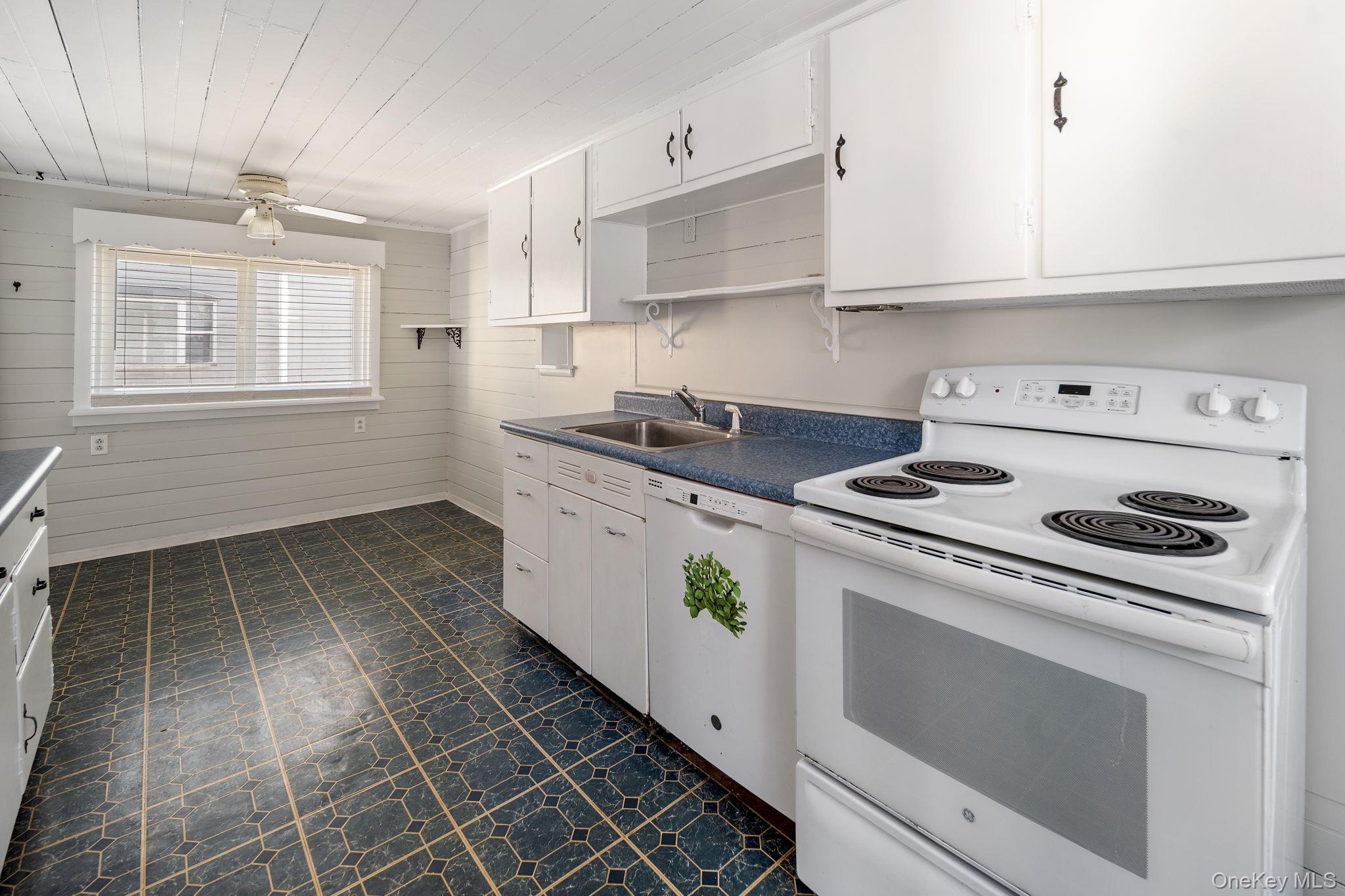 #15 photo, 232 Main Street, Call Listing Agent , NY 12122