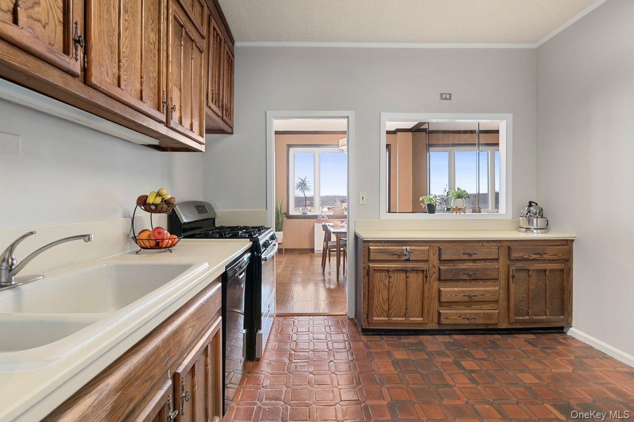 #12 photo, 16 Rockledge Avenue, Ossining , NY 10510