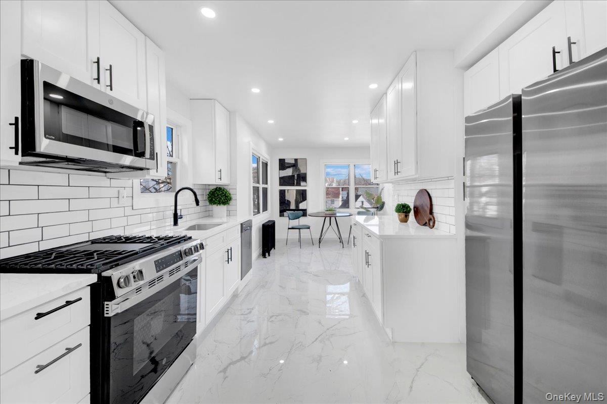 #2 photo, 20 Mersereau Avenue, 뉴욕주 Mount Vernon , NY 10553