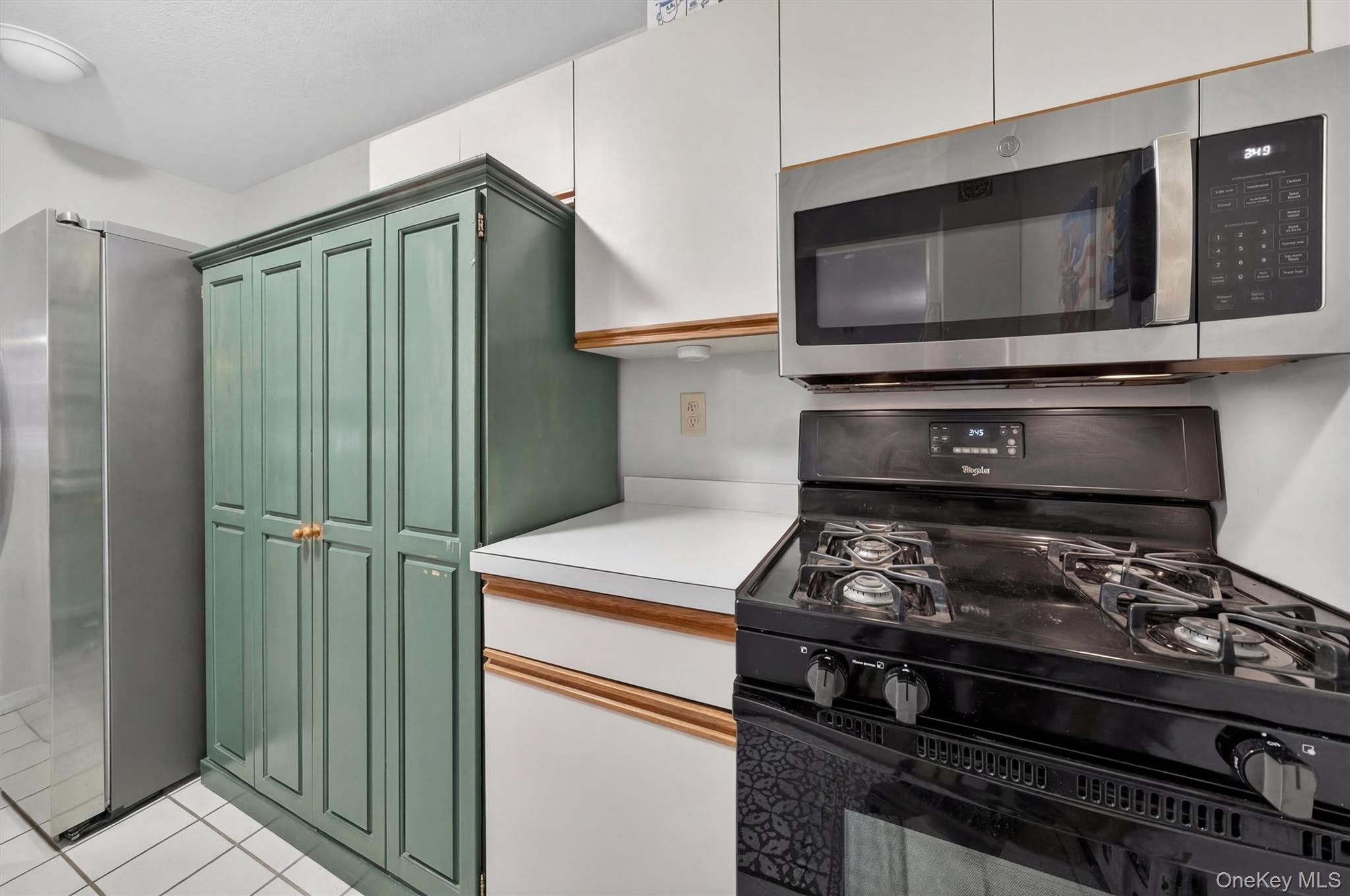 #12 photo, 15 Kings Court, Nanuet , NY 10954