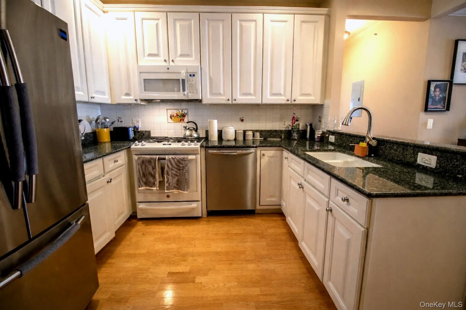 #11 photo, 22 N De Baun Avenue, Suffern , NY 10901