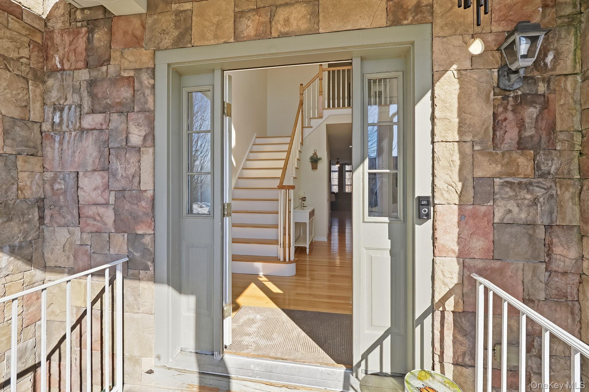 #5 photo, 18 Clearwater Court, Beacon , NY 12508