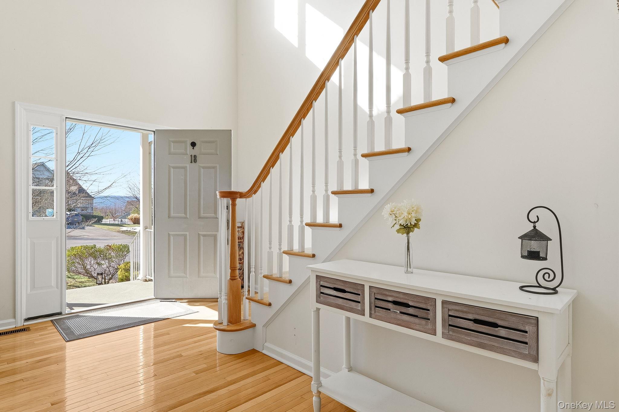 #6 photo, 18 Clearwater Court, Beacon , NY 12508