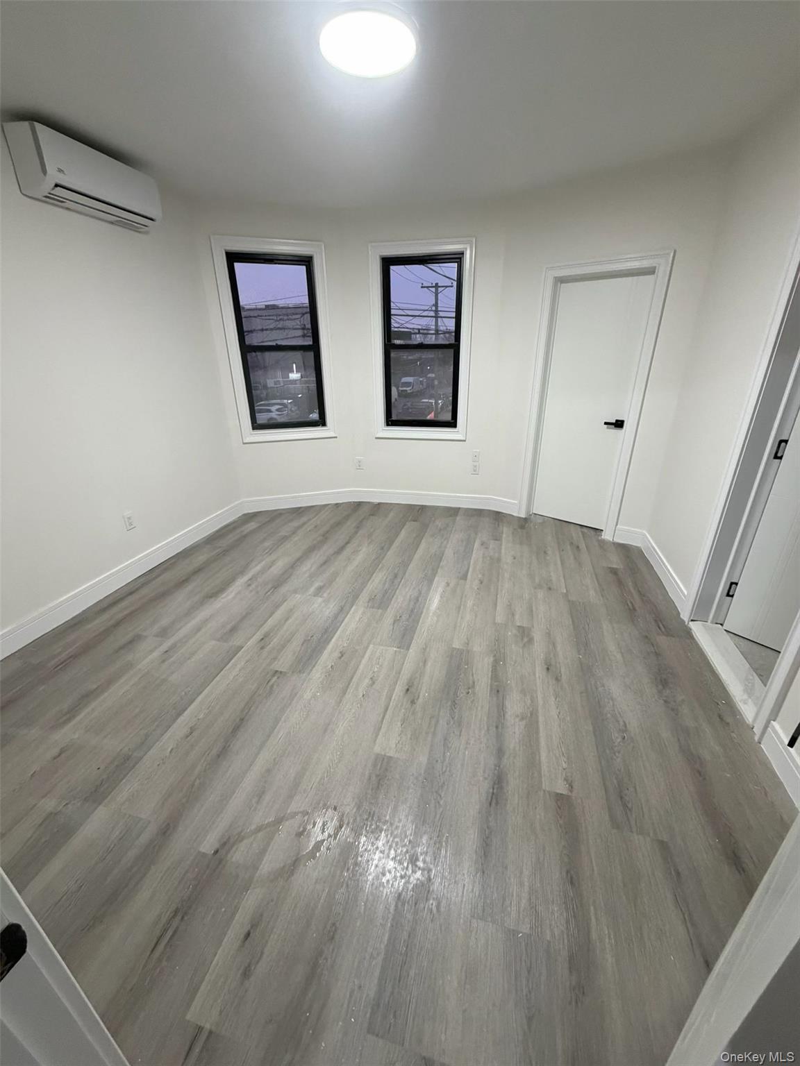 #5 photo, 131-06 14th Ave, College Point , NY 11356