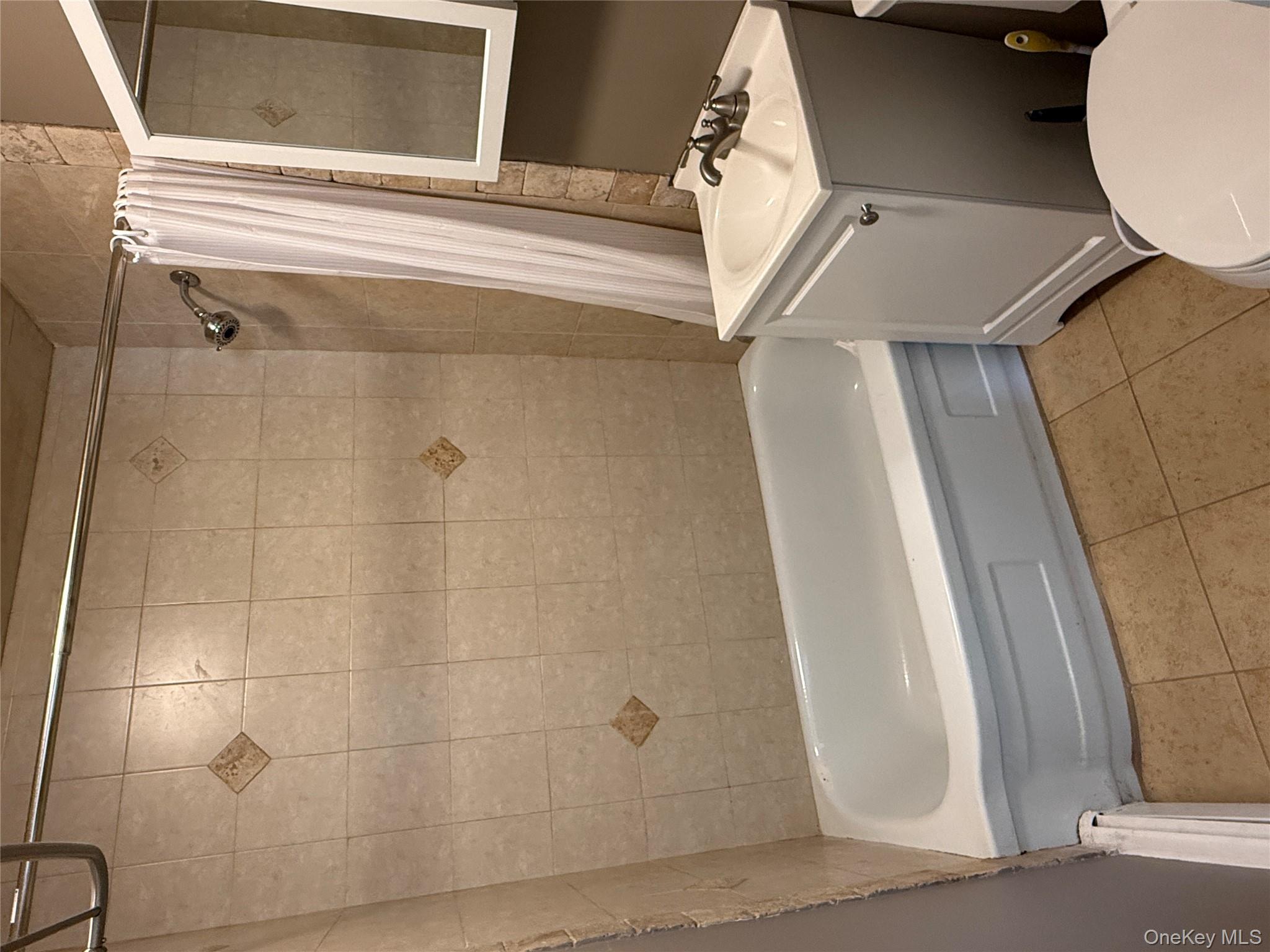 #14 photo, 21 Sherwood Drive, Mastic Beach , NY 11951