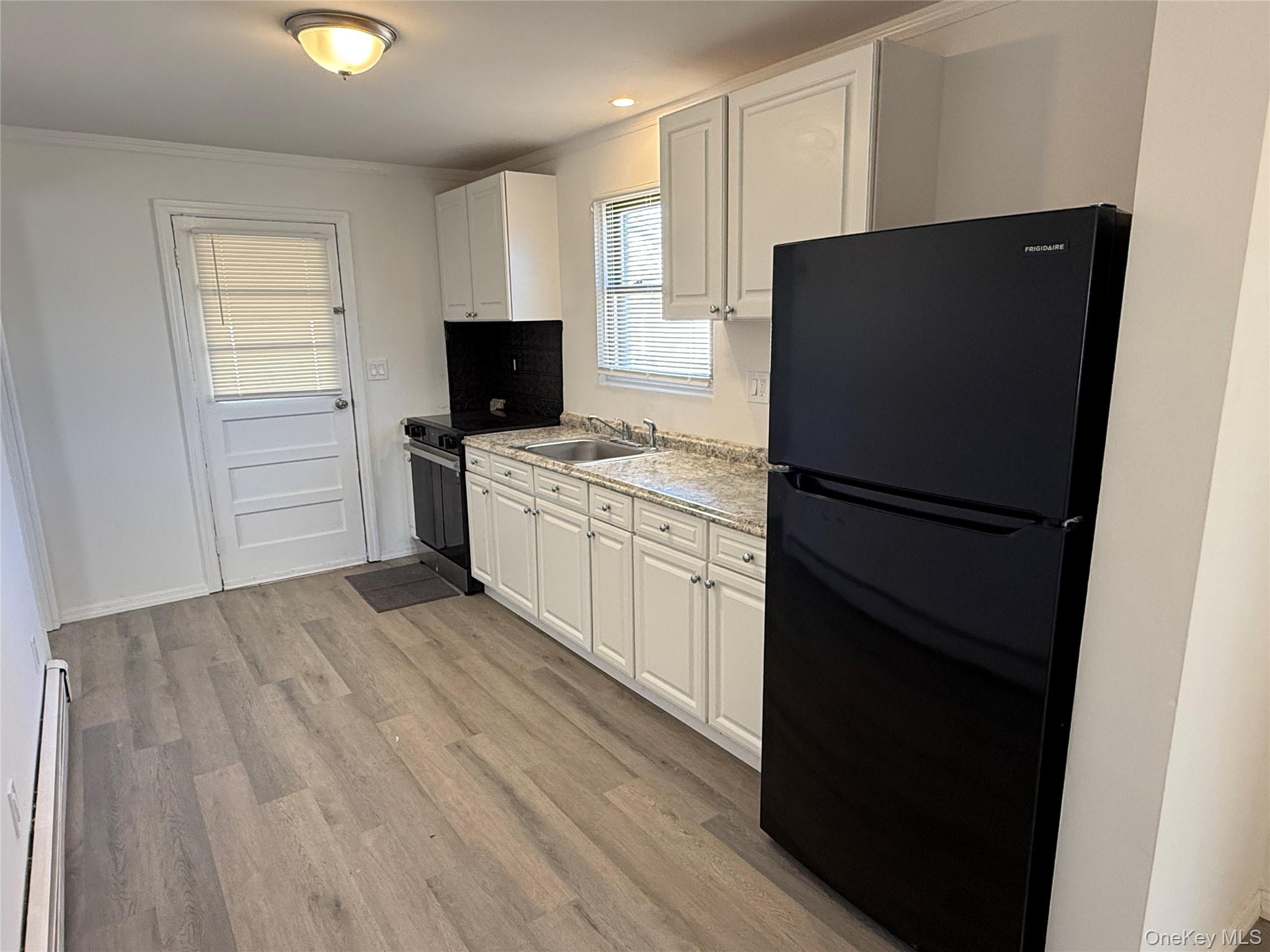 #8 photo, 21 Sherwood Drive, Mastic Beach , NY 11951