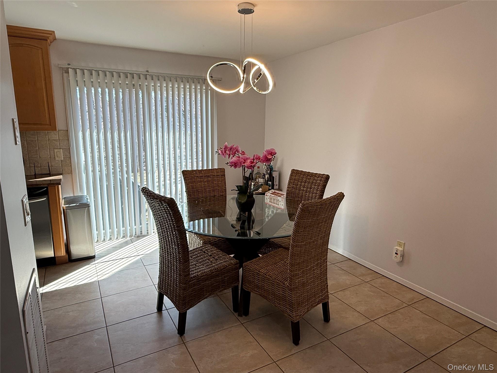 #6 photo, 12 Paine Commons, Yaphank , NY 11980