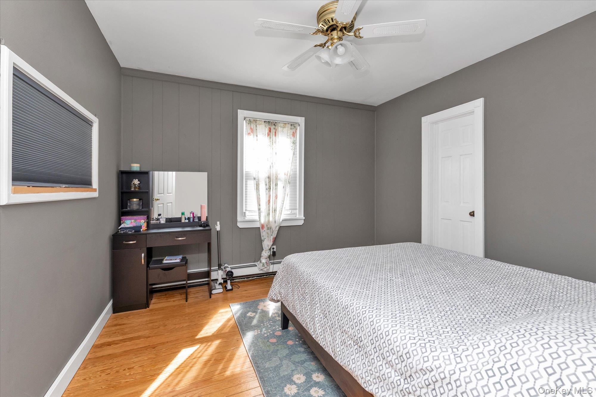 #11 photo, 117 Avenue B, سوفولك West Babylon , NY 11704