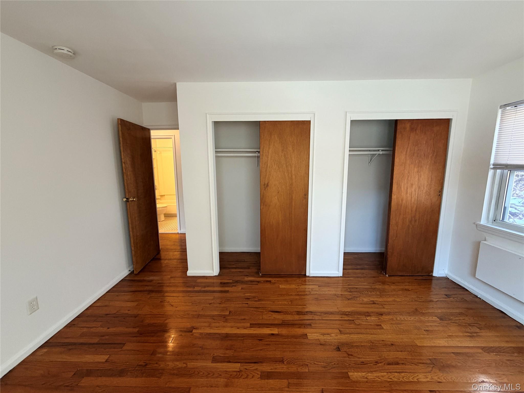 #10 photo, 86 McLoughlin Street, Glen Cove , NY 11542