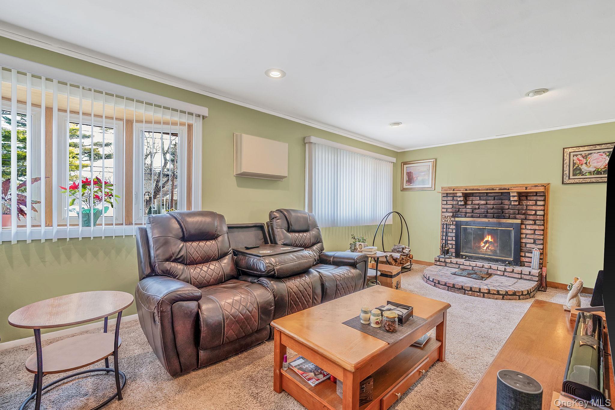 #14 photo, 156 Gibbs Road, سوفولك Central Islip , NY 11722