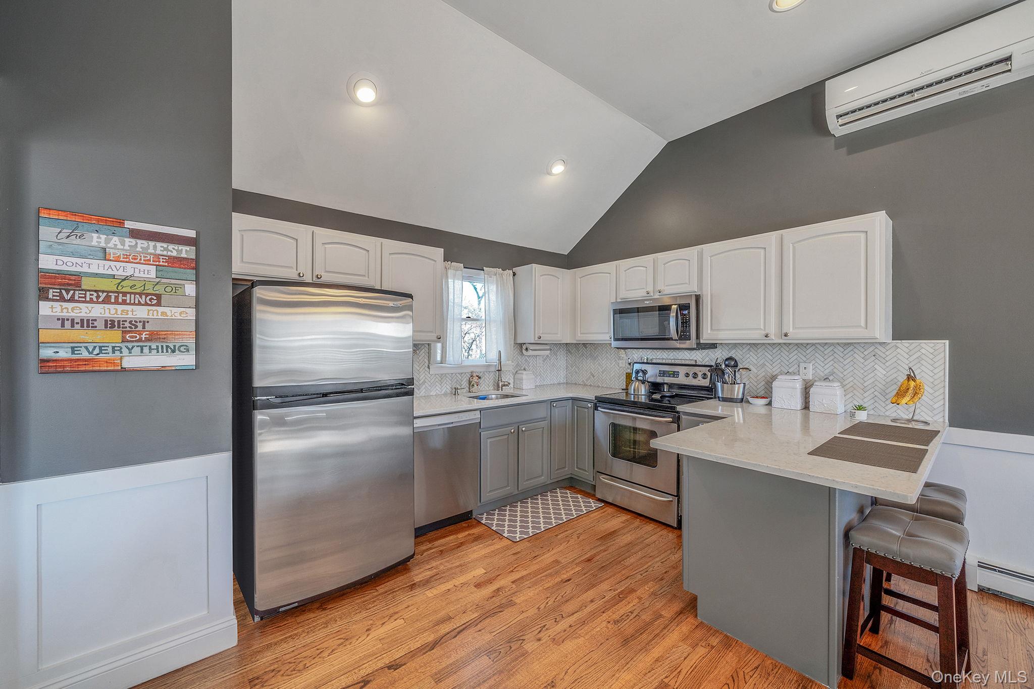 #10 photo, 50 Violet Road, سوفولك Rocky Point , NY 11778