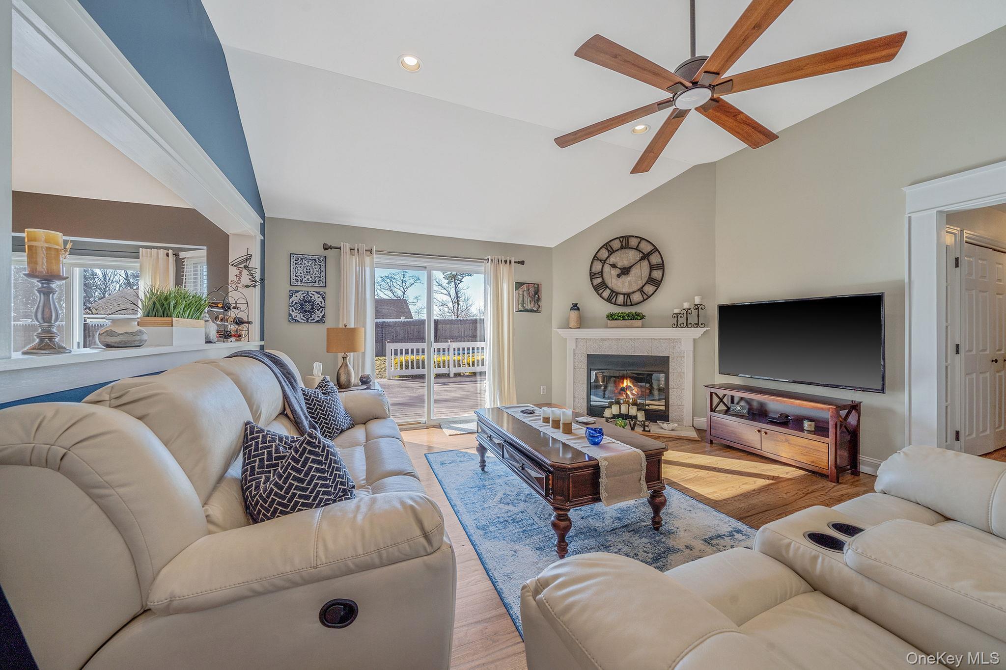 #6 photo, 50 Violet Road, سوفولك Rocky Point , NY 11778