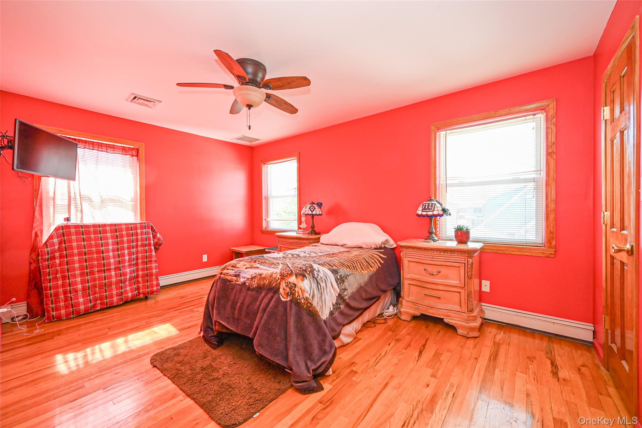 #15 photo, 82-44 263rd Street, कुईंस Glen Oaks , NY 11004