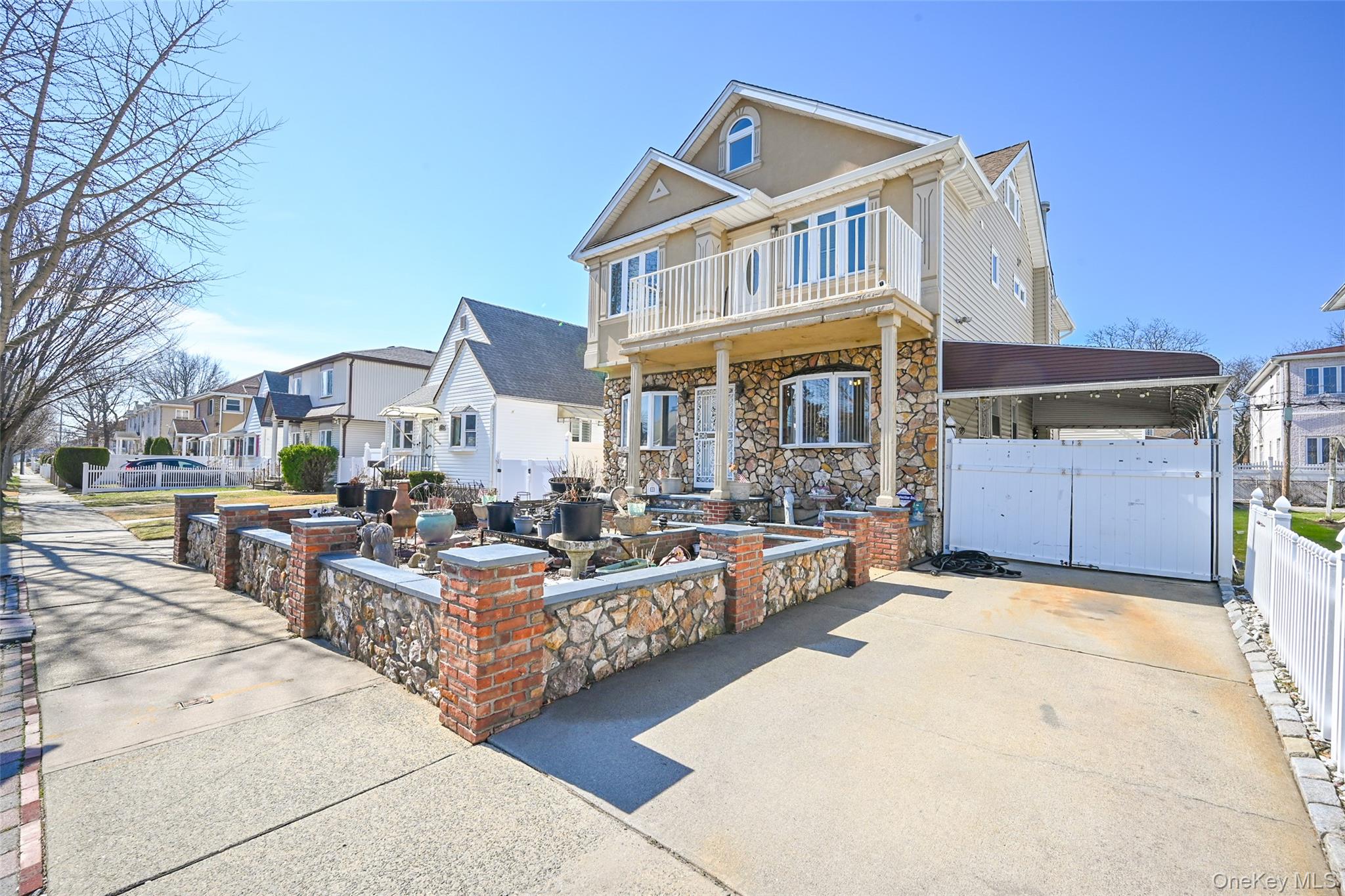 #2 photo, 82-44 263rd Street, कुईंस Glen Oaks , NY 11004