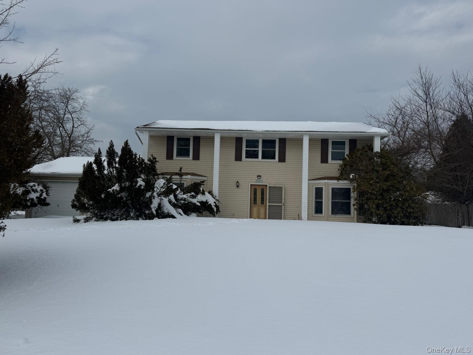 #6 photo, 5 Bernice Court, سوفولك Coram , NY 11727