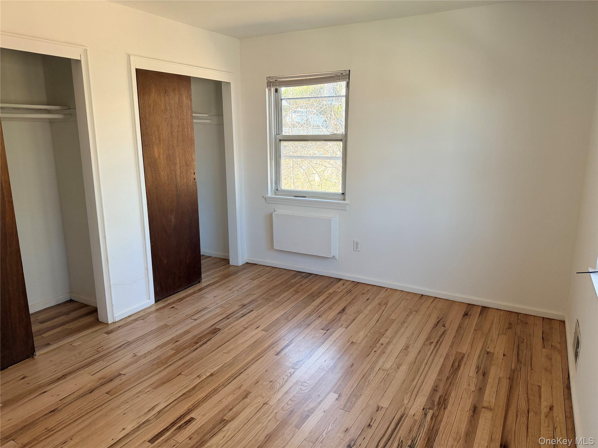 #11 photo, 86 McLoughlin Street, Glen Cove , NY 11542