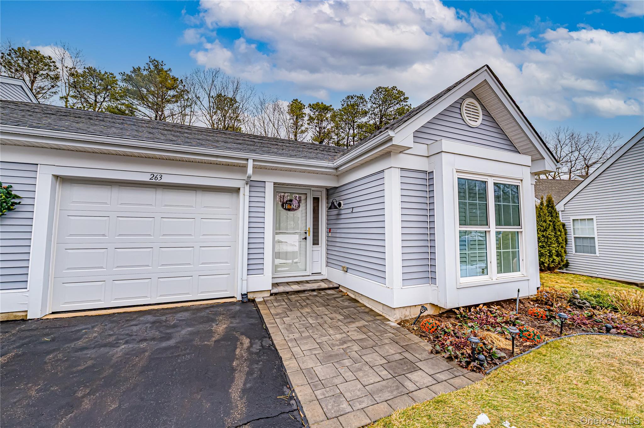 #1 photo, 263 Glen Drive, سوفولك Ridge , NY 11961
