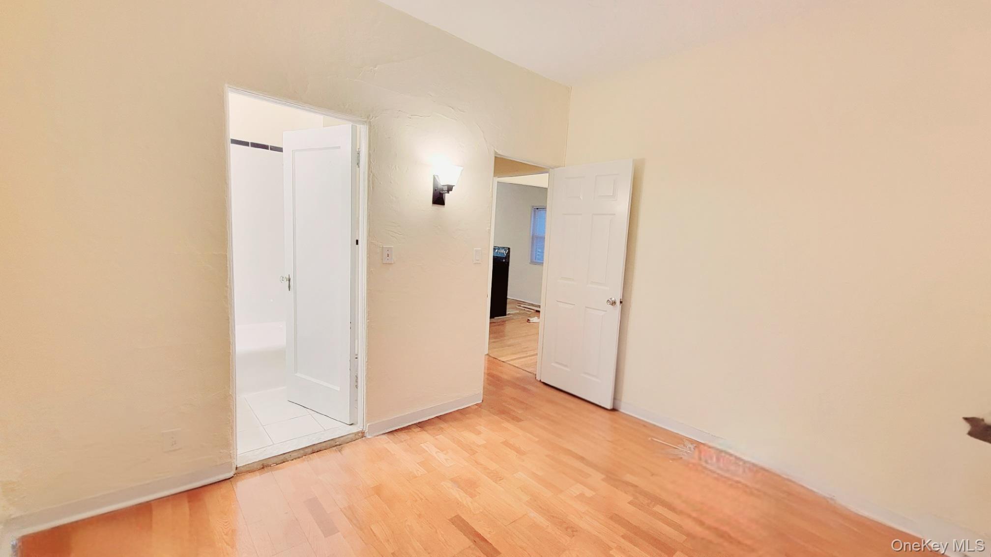 #19 photo, 2901 Bell Boulevard, Bayside , NY 11360