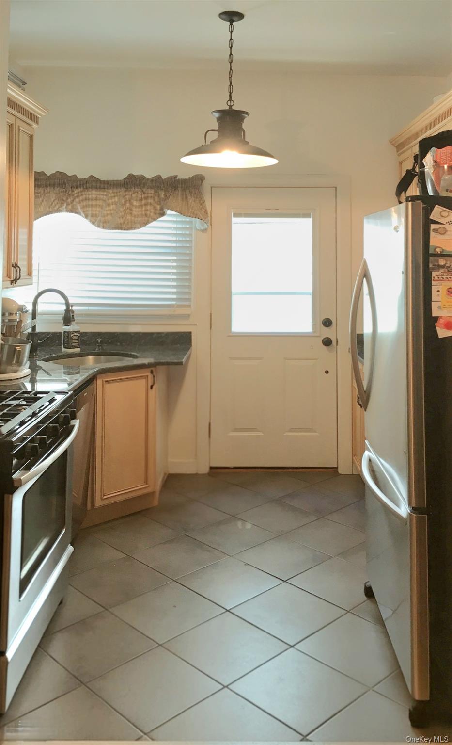 #7 photo, 2901 Bell Boulevard, Bayside , NY 11360