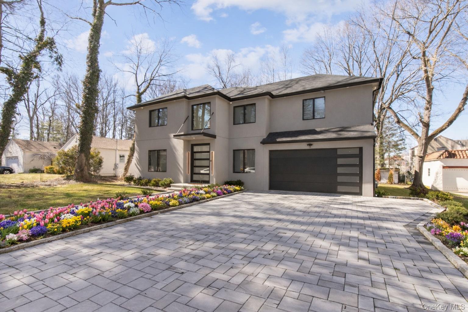 #1 photo, 1 Bentley Road, 롱 아일랜드 그레이트넥 Great Neck , NY 11023