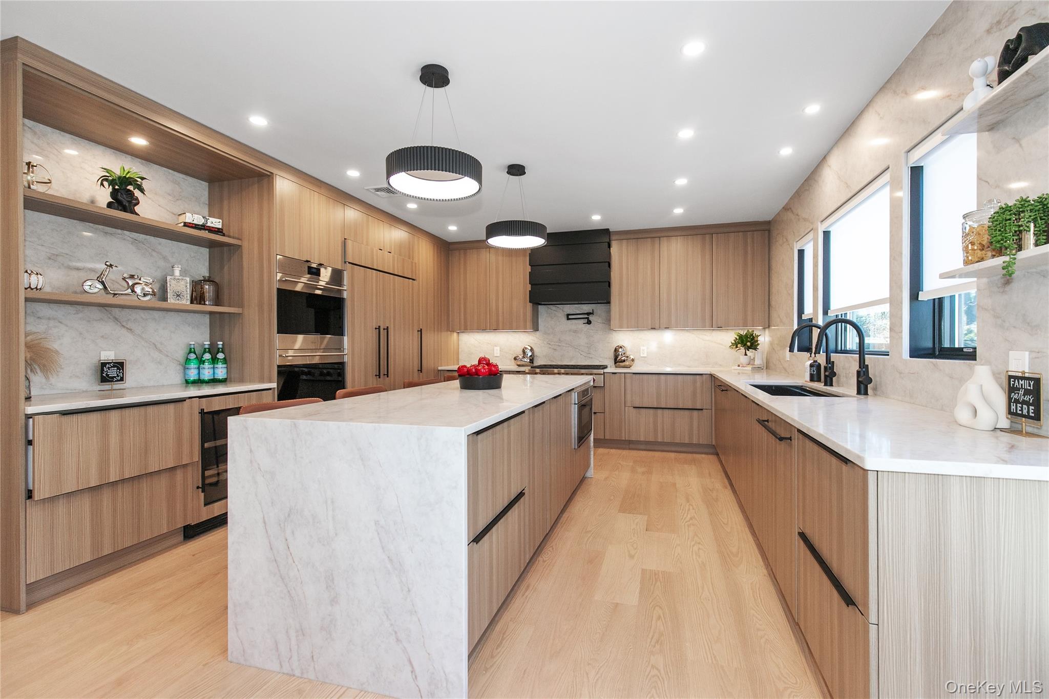 #9 photo, 1 Bentley Road, 롱 아일랜드 그레이트넥 Great Neck , NY 11023