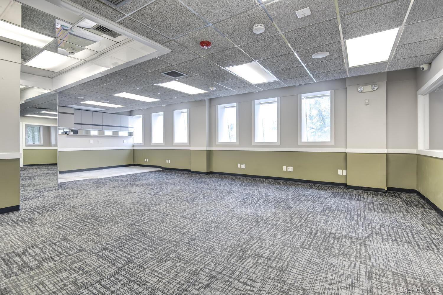 #12 photo, 1575 Hillside Avenue, Нассау ‖ New Hyde Park , NY 11040