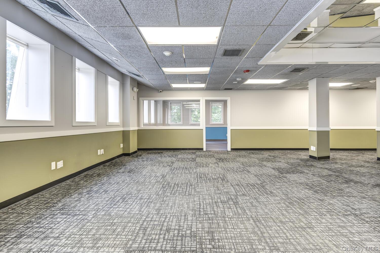 #15 photo, 1575 Hillside Avenue, Нассау ‖ New Hyde Park , NY 11040