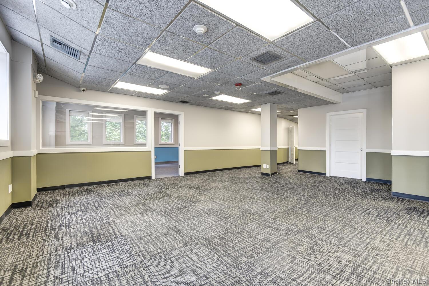 #16 photo, 1575 Hillside Avenue, Нассау ‖ New Hyde Park , NY 11040