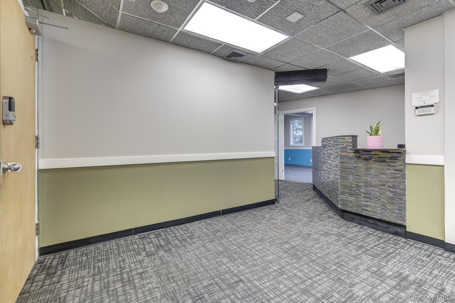 #6 photo, 1575 Hillside Avenue, Нассау ‖ New Hyde Park , NY 11040