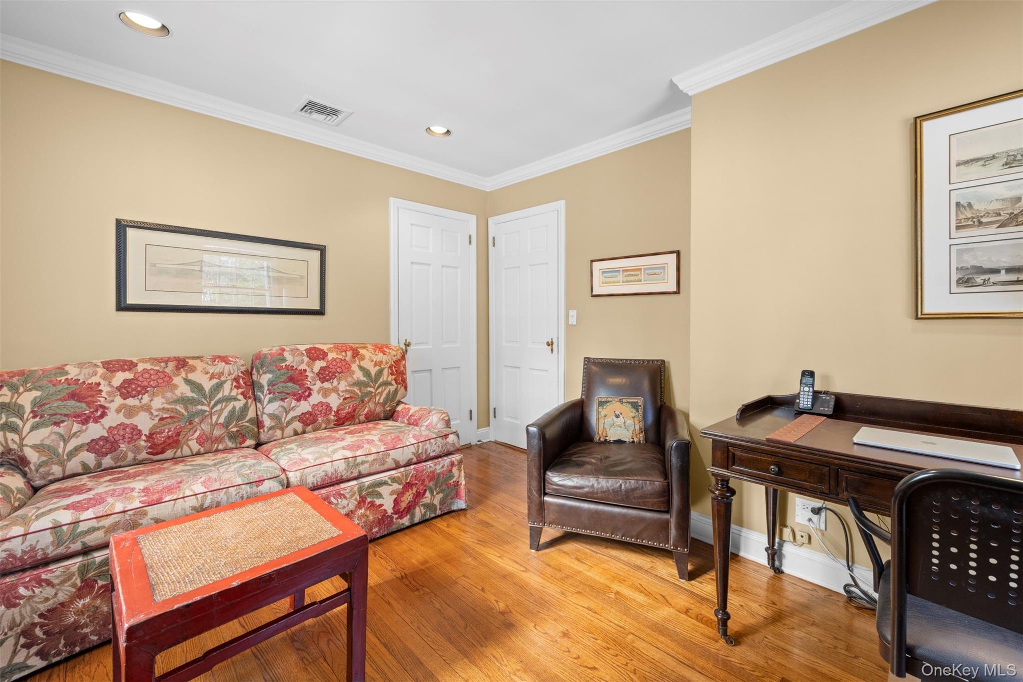 #12 photo, 31 Bellingham Lane, 롱 아일랜드 그레이트넥 Great Neck , NY 11023