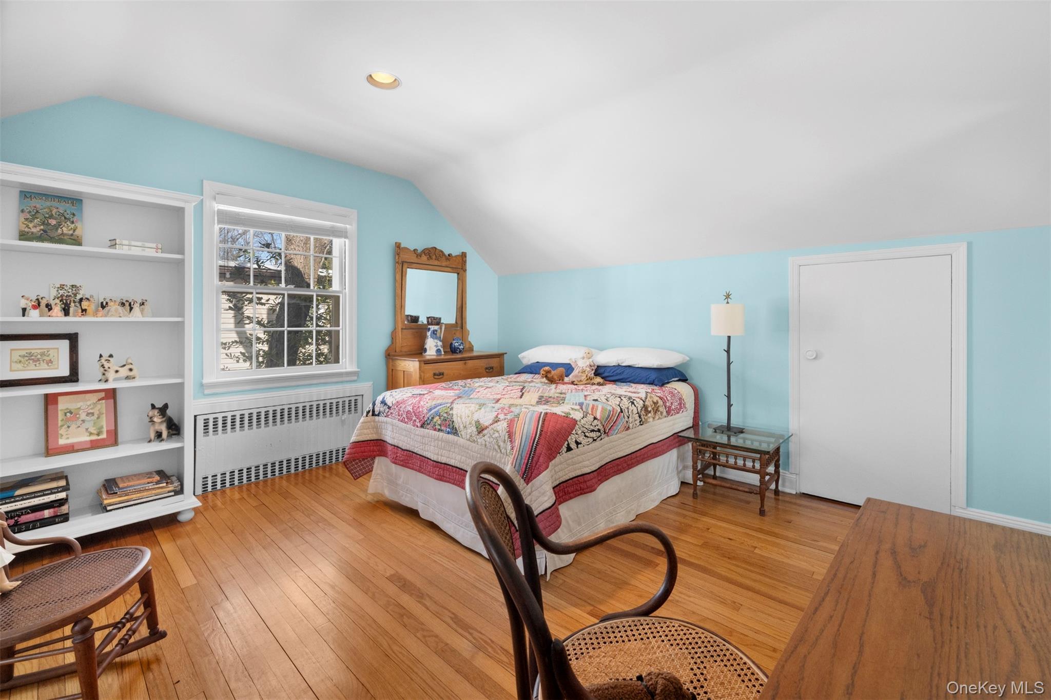 #14 photo, 31 Bellingham Lane, 롱 아일랜드 그레이트넥 Great Neck , NY 11023