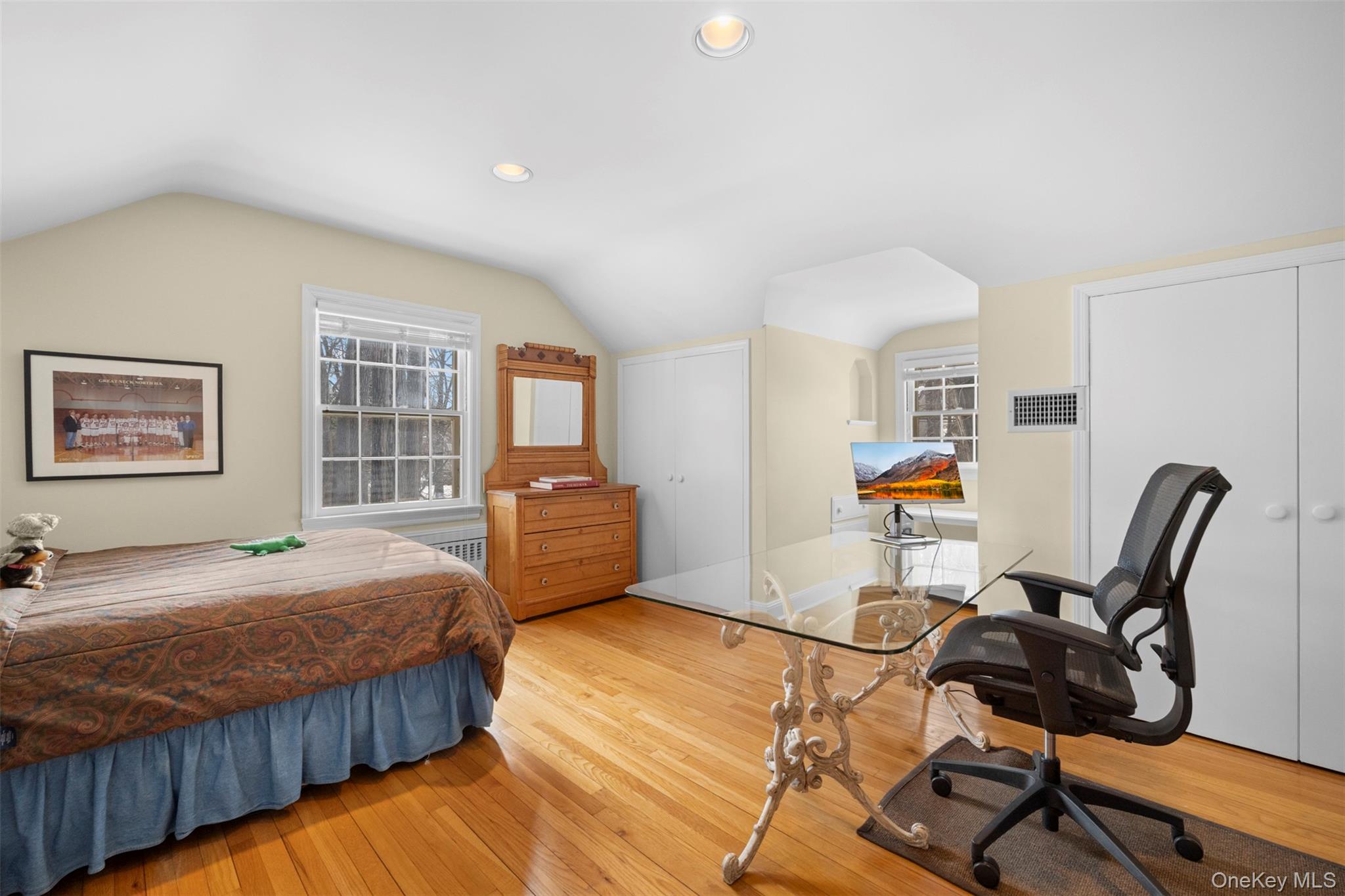 #16 photo, 31 Bellingham Lane, 롱 아일랜드 그레이트넥 Great Neck , NY 11023