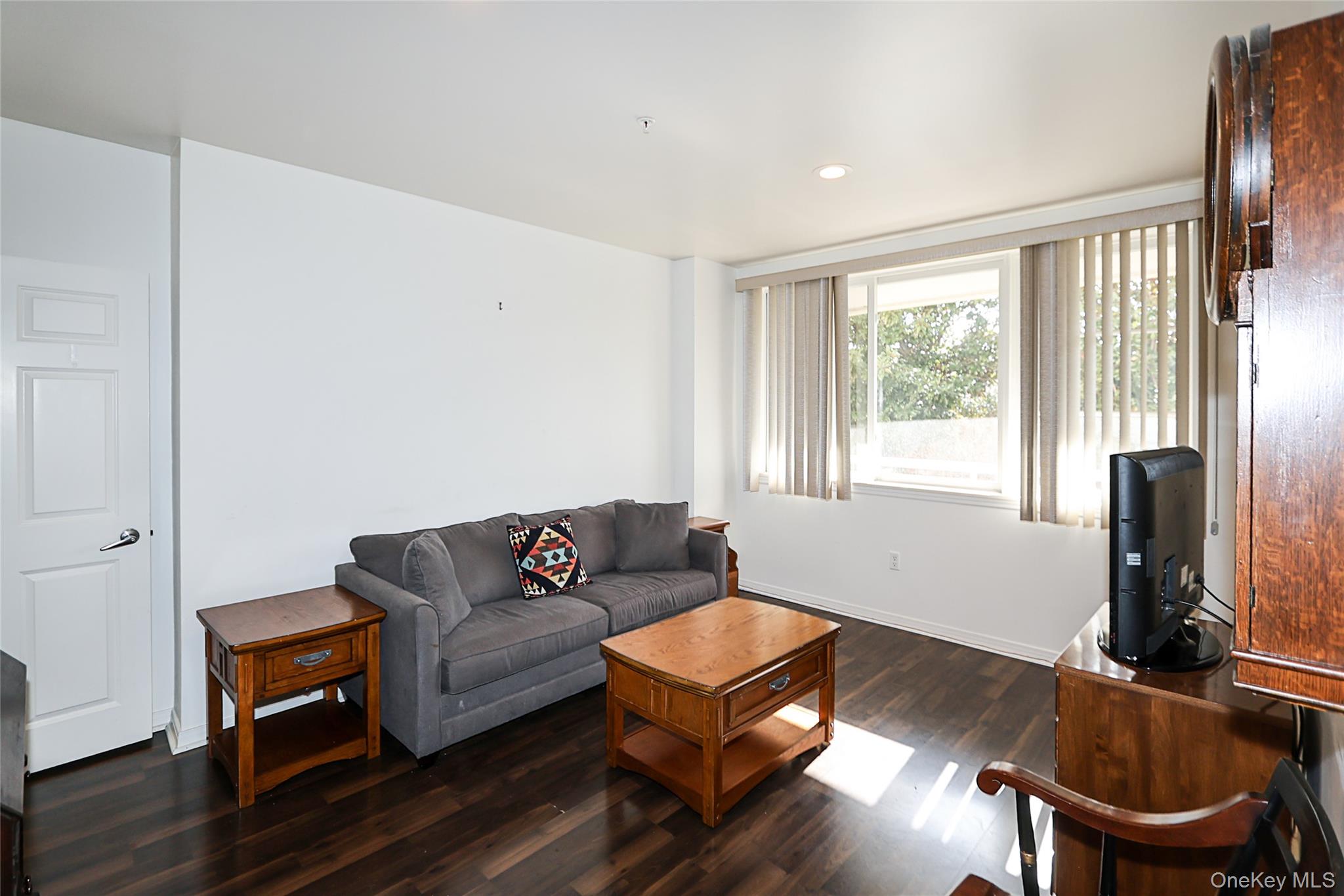 #16 photo, 100 Harbor View Drive, מחוז נסאו Port Washington , NY 11050