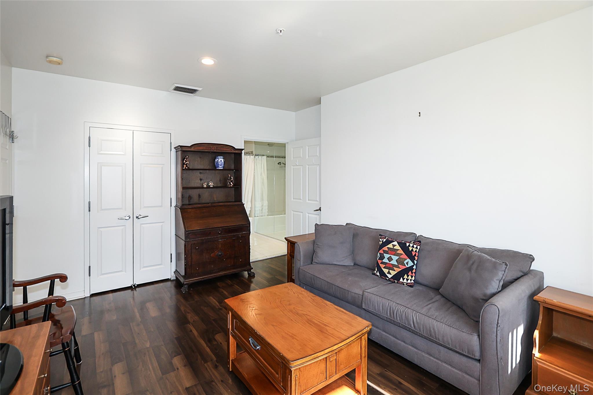 #17 photo, 100 Harbor View Drive, מחוז נסאו Port Washington , NY 11050