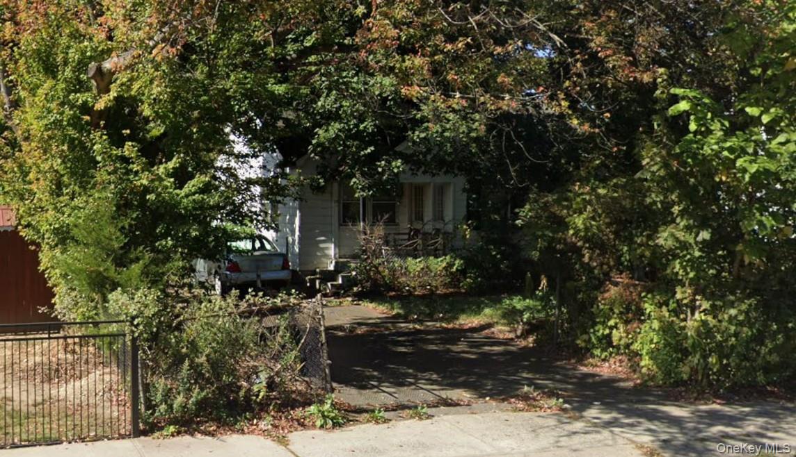 #1 photo, 170 Wicks Road, سوفولك Brentwood , NY 11717