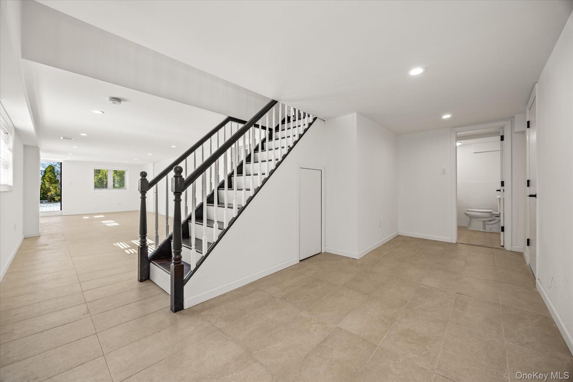 #18 photo, 45 Tain Drive, Great Neck , NY 11021