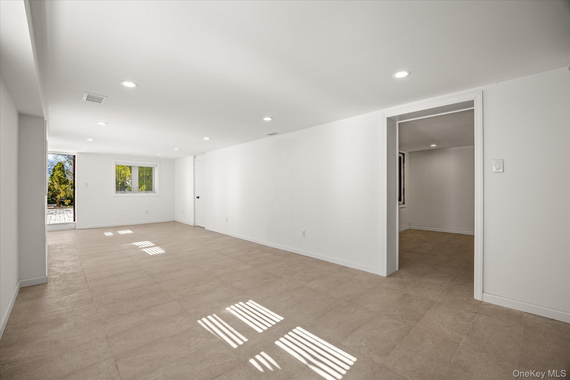 #19 photo, 45 Tain Drive, Great Neck , NY 11021