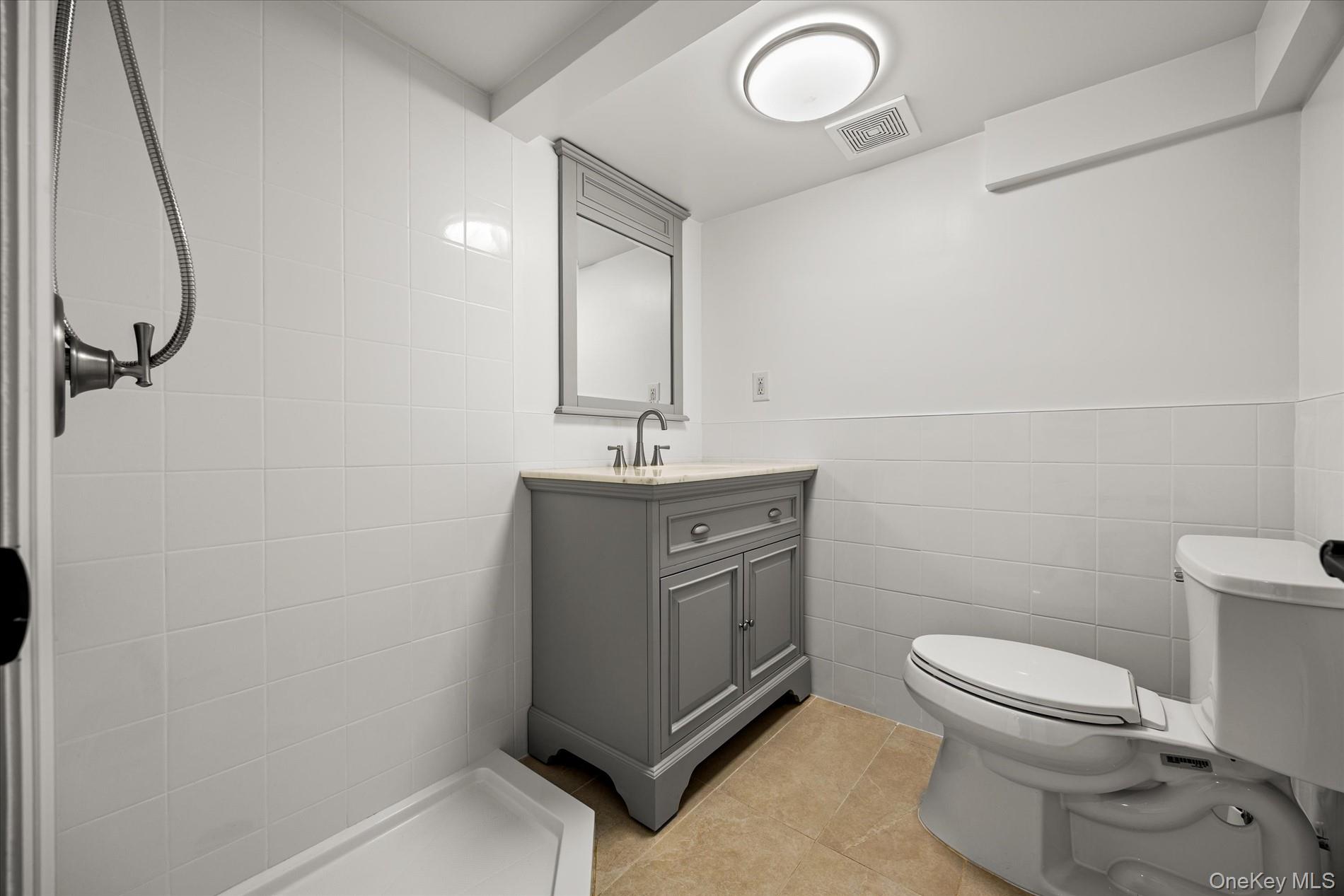 #20 photo, 45 Tain Drive, Great Neck , NY 11021