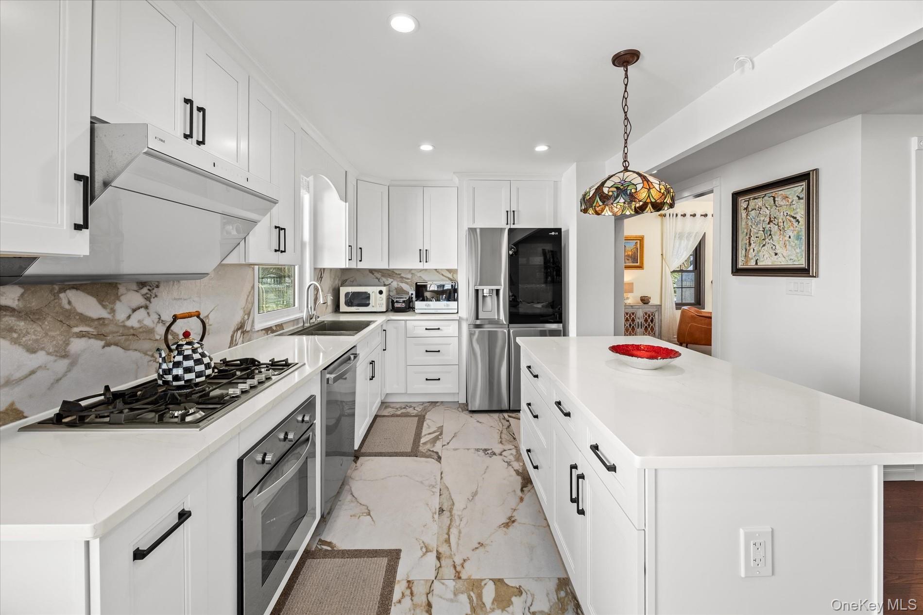 #7 photo, 45 Tain Drive, Great Neck , NY 11021