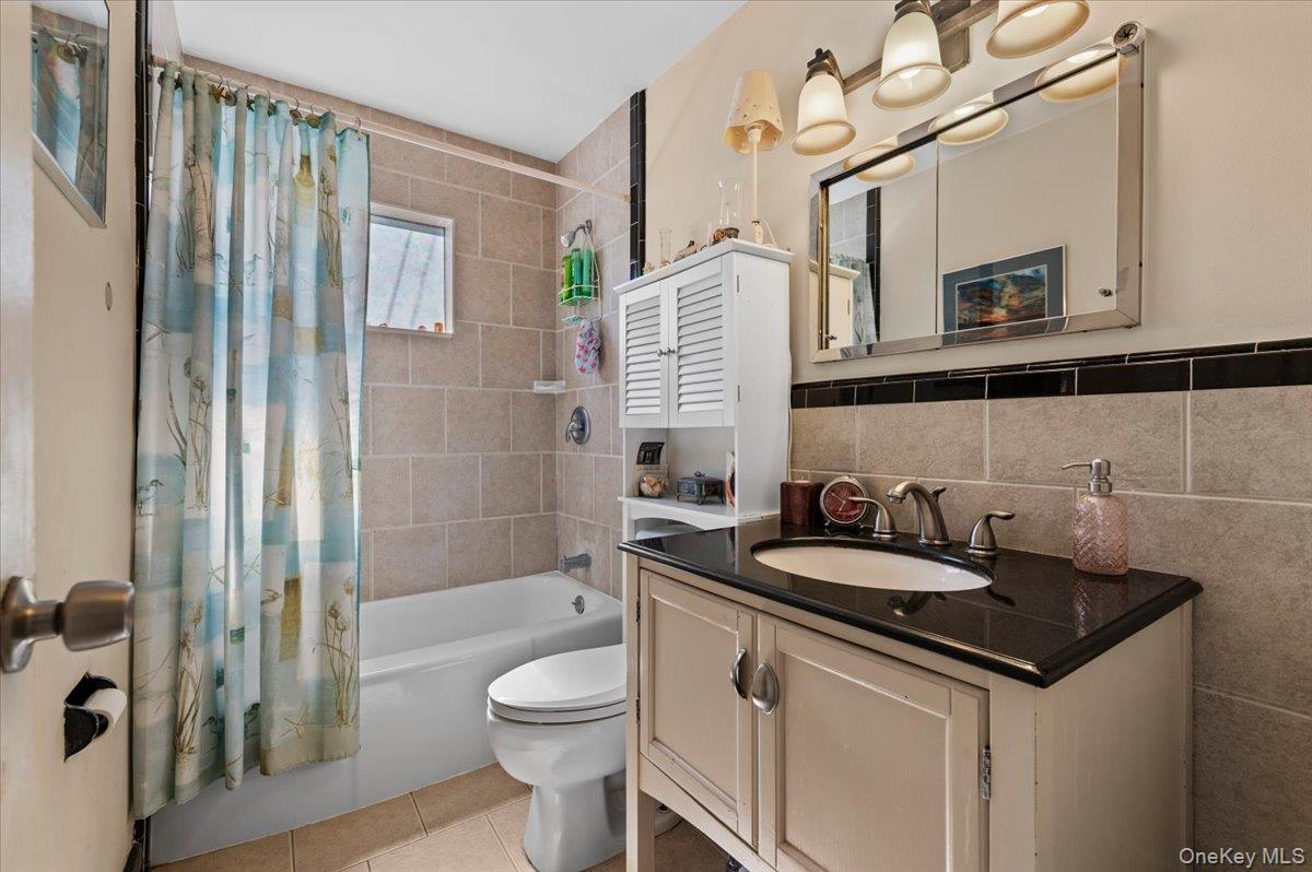 #11 photo, 41 Lakeside Drive, Centerport , NY 11721