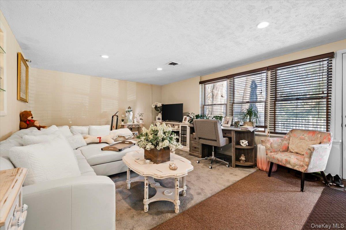 #14 photo, 41 Lakeside Drive, Centerport , NY 11721